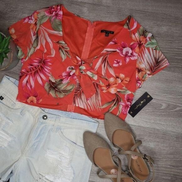 City Triangle Womens Floral Crop Top With Tropical Print Size 13 Coral Short Sle - Picture 6 of 7